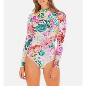 NWOT Hurley Retro Floral Pop Cheeky Surf One Piece Swimsuit Size: XS| Beach